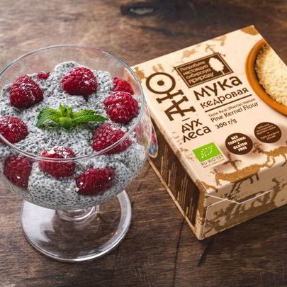 Чиа-пудинг с кедровой мукой