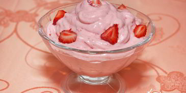 чудо-десерт с клубникой