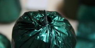 ананас из конфет