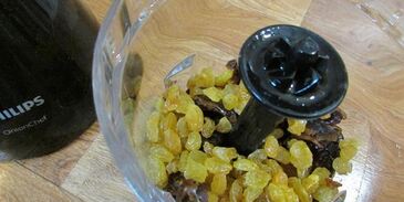 конфеты из сухофруктов с коктейльной вишней