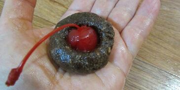 конфеты из сухофруктов с коктейльной вишней