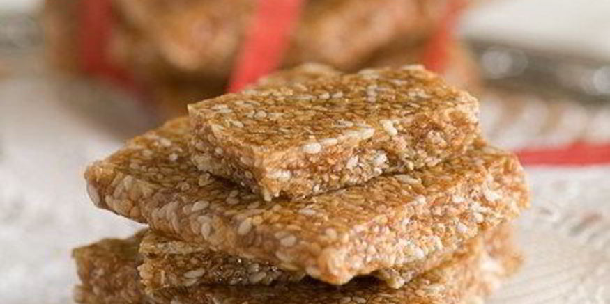 Рецепт медово-ореховых конфеты с кунжутом