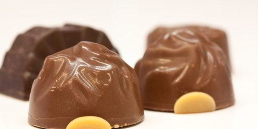 Рецепт шоколадных конфет с начинкого иза арахисового кремов