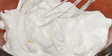 краннач — десерт из взбитых сливок с овсяными хлопьями