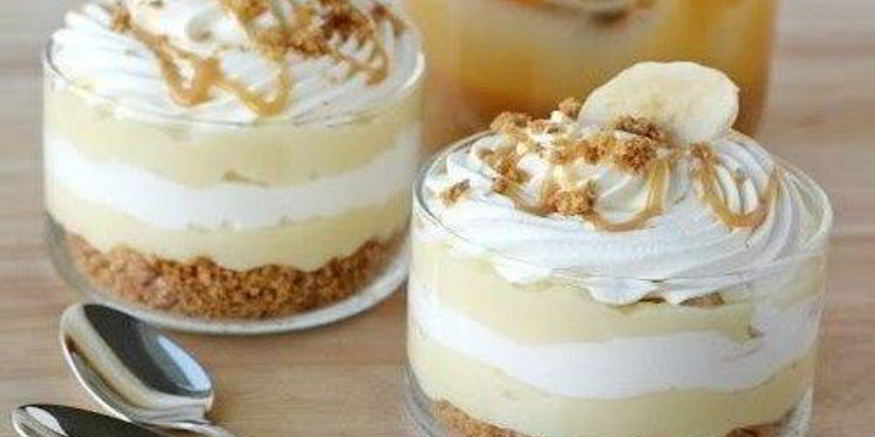 Рецепт бананова-карамельного десерт в креманках