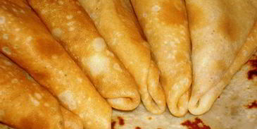 банановые блинчики с восхитительным ванильным заварным кремом на масленицу