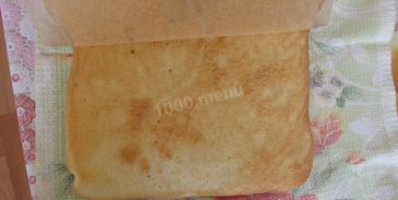 бисквитный рулет с кофейной начинкой и банановым кремом