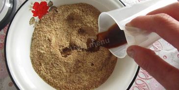 бисквитный рулет с кофейной начинкой и банановым кремом