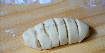 дрожжевые булочки с заварным кремом