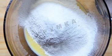 дрожжевые булочки с заварным кремом