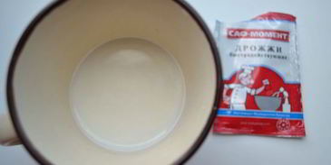 галета с творожным кремом и ягодами