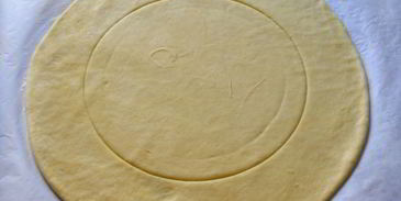 галета с творожным кремом и ягодами