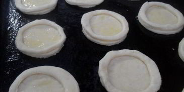 гнездышки с творожным кремом