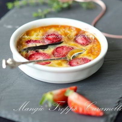 Клубничный крем-карамель