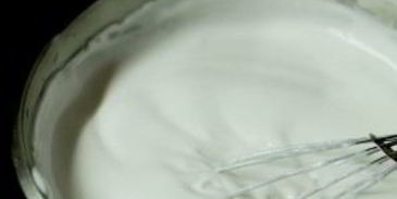 корзинки с белковым кремом