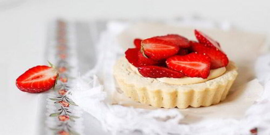 Рецепт корзиночек с заварным кремом и клубникой