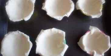 корзиночки слоеные с творожным кремом