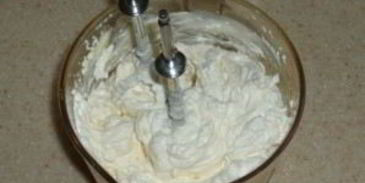 крем для торта из сгущенки