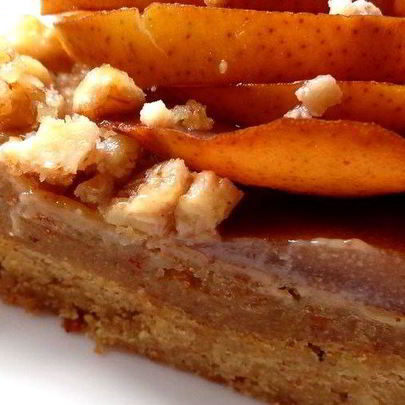 Миндальный тaрт с кремом и грушами