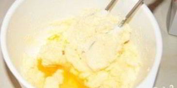 песочные корзиночки с белковым кремом