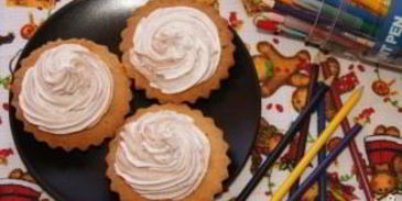 песочные корзиночки с белковым кремом