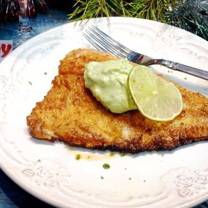 Сиг под остро-сладкой корочкой с кремом из авокадо