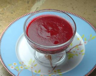 Ягодный мармелад на запеченных яблоках