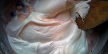 йогуртовое мороженое с вишней