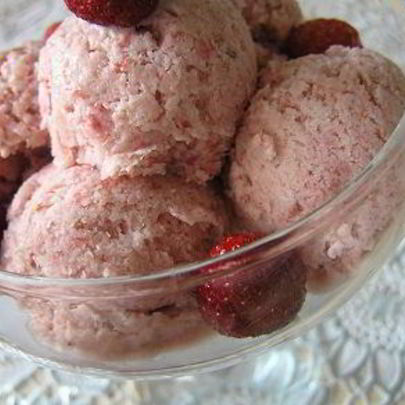 Клубнично-банановое мороженое