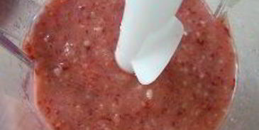 клубнично-банановое мороженое