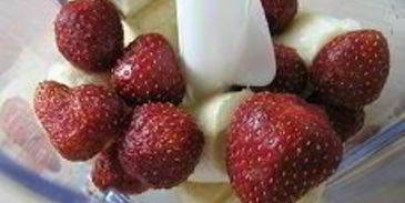 клубнично-банановое мороженое