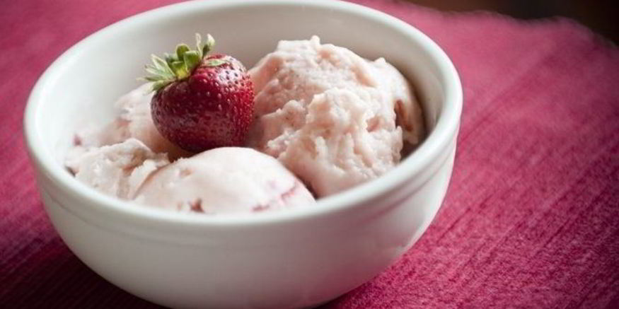 Рецепт клубничного мороженого