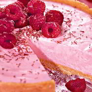 Рецепт Малинового торта-мороженого