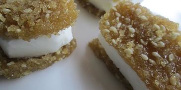 мороженое из йогурта с козинаками