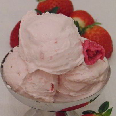 Мороженое Клубничный сюрприз