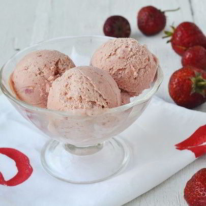 Мороженое Клубника и бальзамик