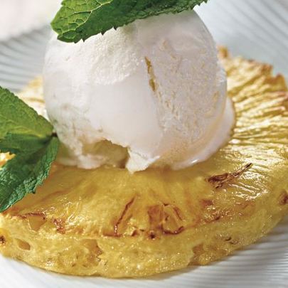 Мороженое с ананасом