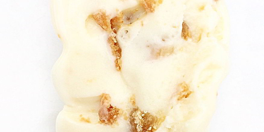 Рецепт мороженого с белым шоколадом и кусочками блонди