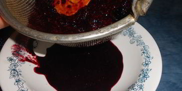 мороженое с ежевикой