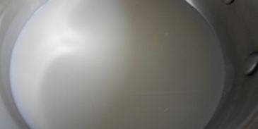 мороженое с ежевикой