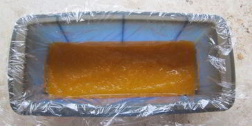 мороженое с кокосово-фисташковой прослойкой и сорбетом из маракуйи