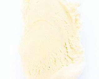 Мороженое с ройбушем, имбирем и медом