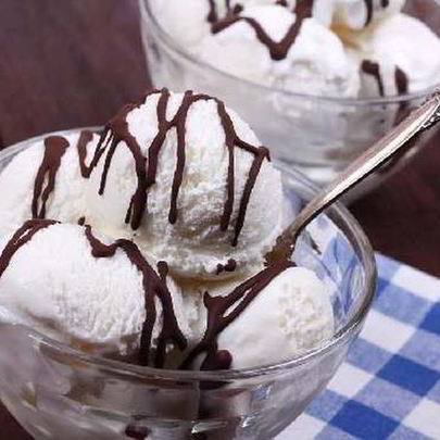 Мороженое с шоколадным узором