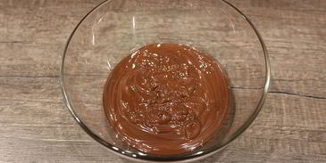 мороженое в шоколадных вазочках