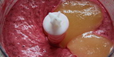 полезное вишневое мороженое