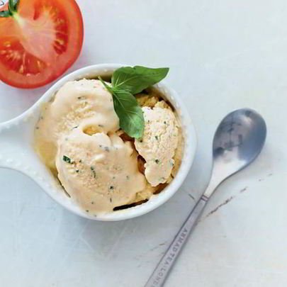 Томатное мороженое с базиликом
