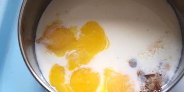 ванильное мороженое-пломбир