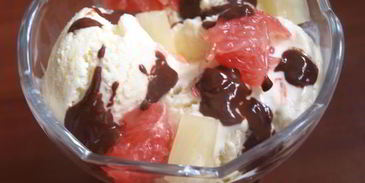 ванильное мороженое-пломбир