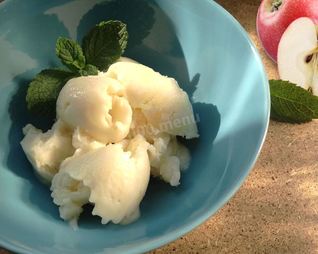 Яблочное мороженое