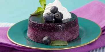 фруктово-ягодный мусс со взбитыми сливками